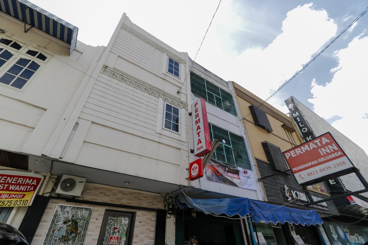 Reddoorz Near Maimun Palace เมดาน ภายนอก รูปภาพ